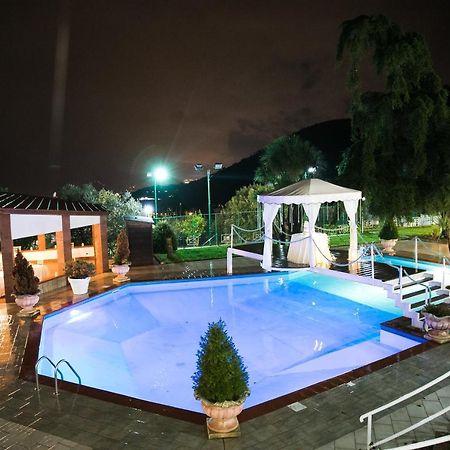 Hotel Diecimare Cava deʼ Tirreni Zewnętrze zdjęcie