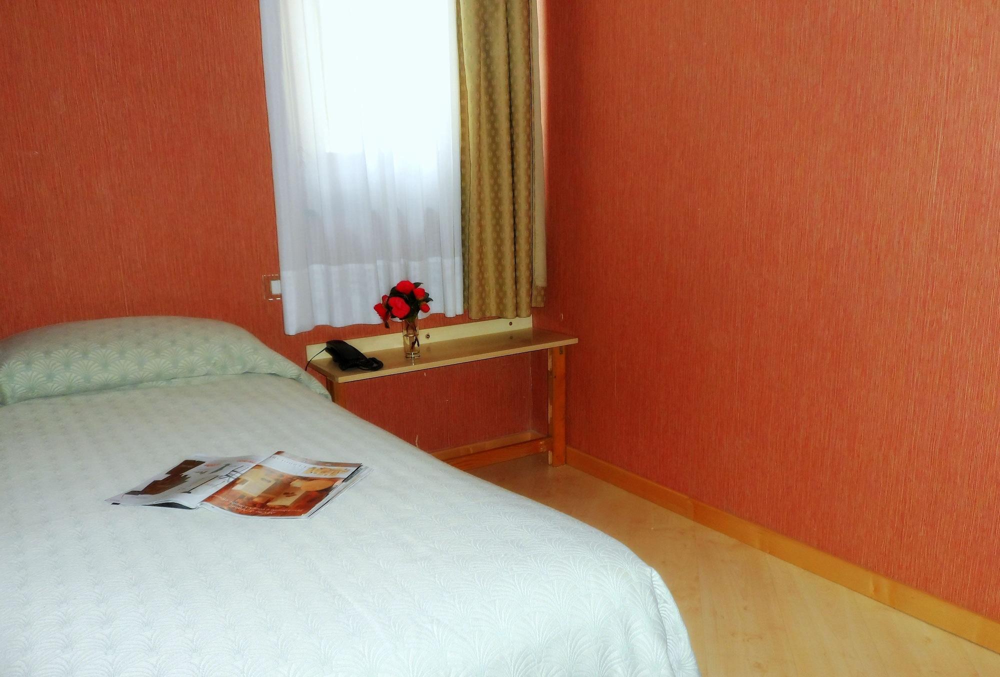 Hotel Diecimare Cava deʼ Tirreni Zewnętrze zdjęcie