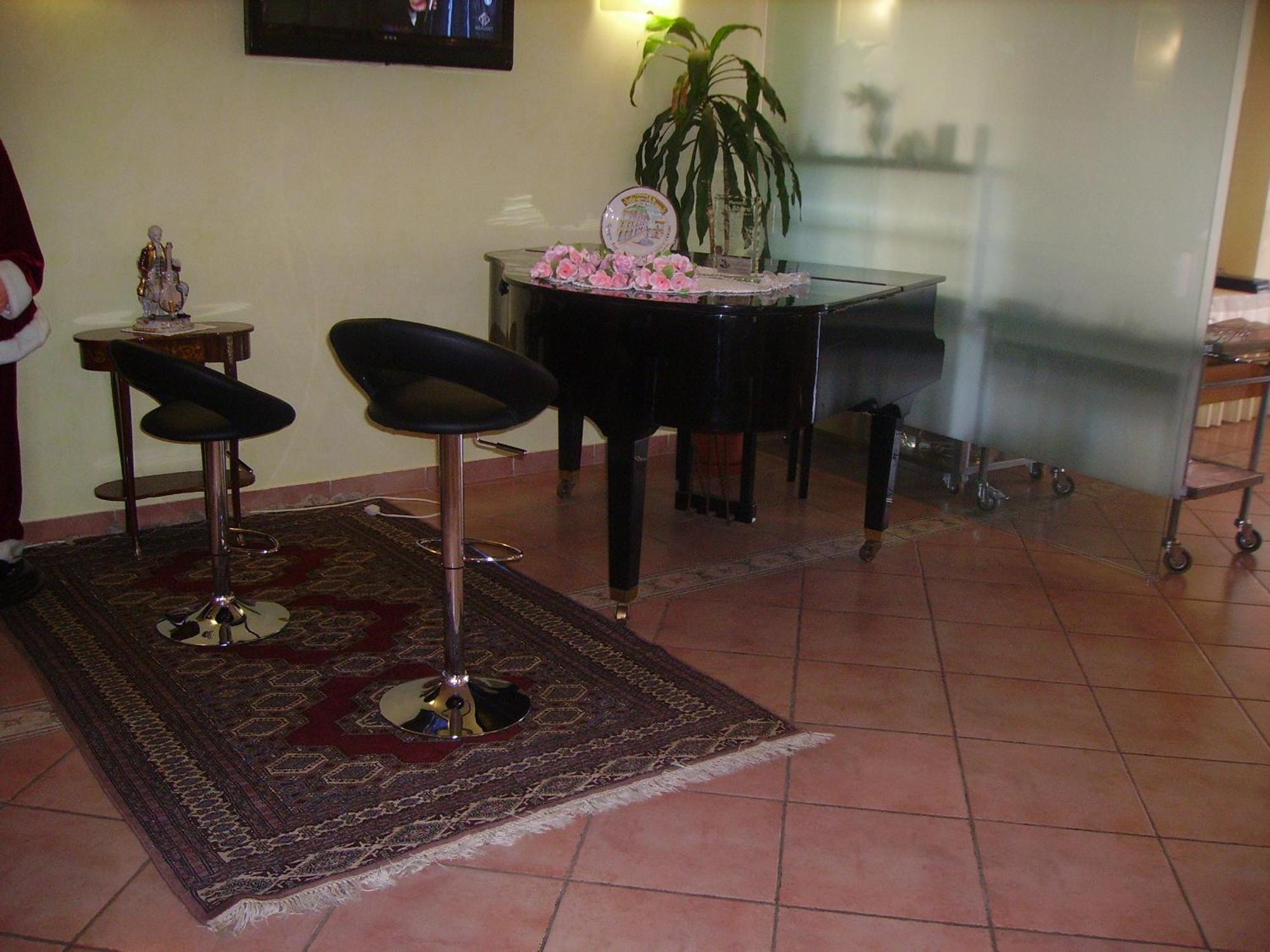 Hotel Diecimare Cava deʼ Tirreni Zewnętrze zdjęcie