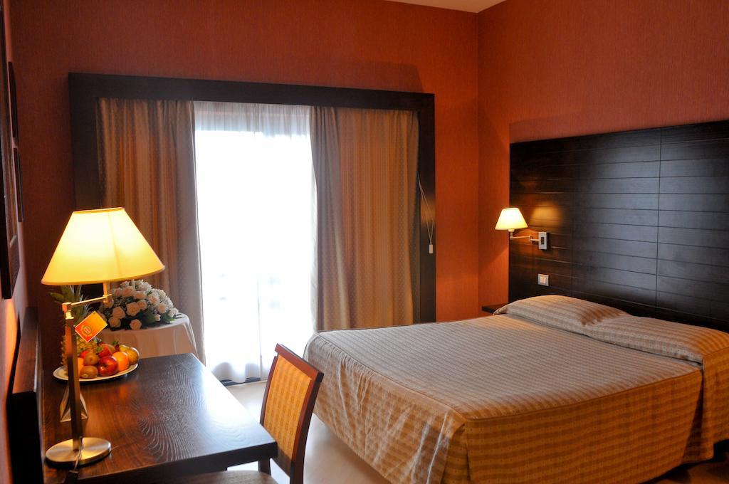 Hotel Diecimare Cava deʼ Tirreni Zewnętrze zdjęcie